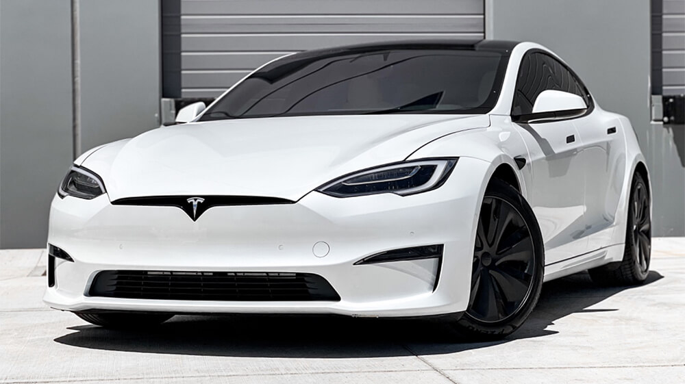 A futuristic Tesla Model S Plaid